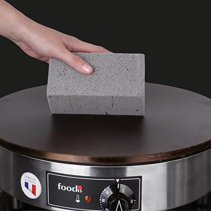abrasive stone,pierre abrasive, piedra abrasiva is an essential accessory for cleaning your cast iron crepe maker.
